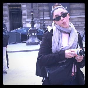 Meet your Posh Seller!!!